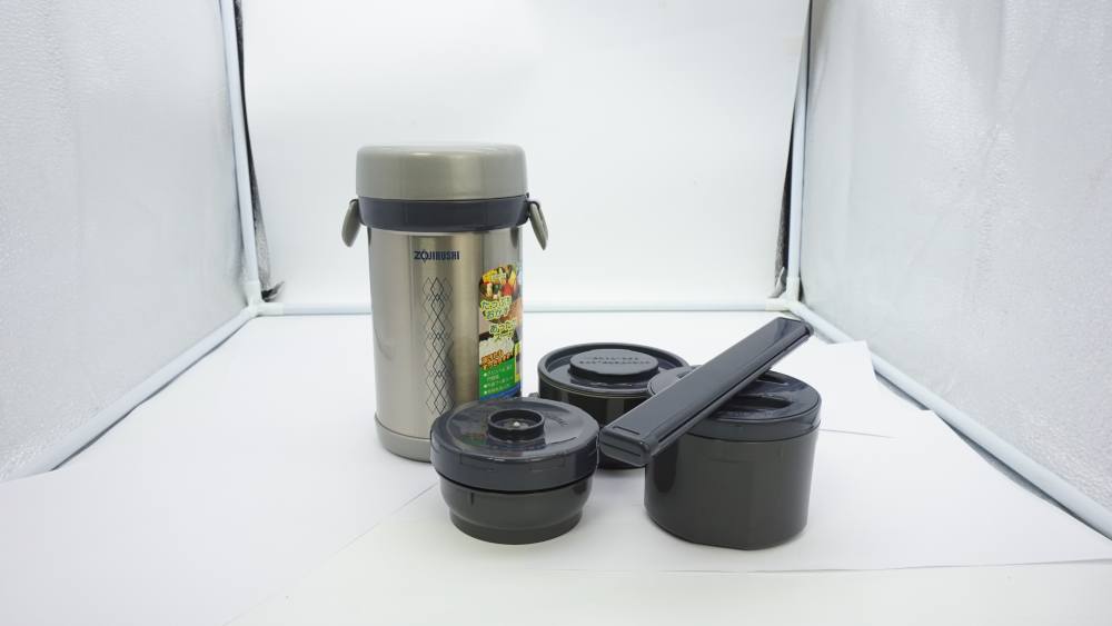 Thành phần và cấu tạo của Hộp cơm giữ nhiệt Zojirushi SL-NC09-ST