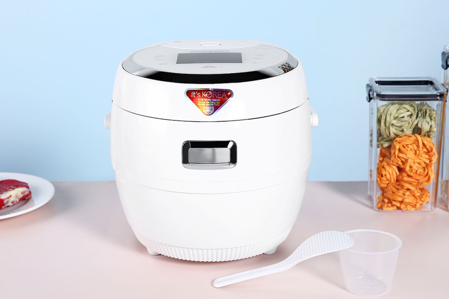 Nồi cơm điện Cuckoo 1.8L CR-1020F (Nguồn: Internet)