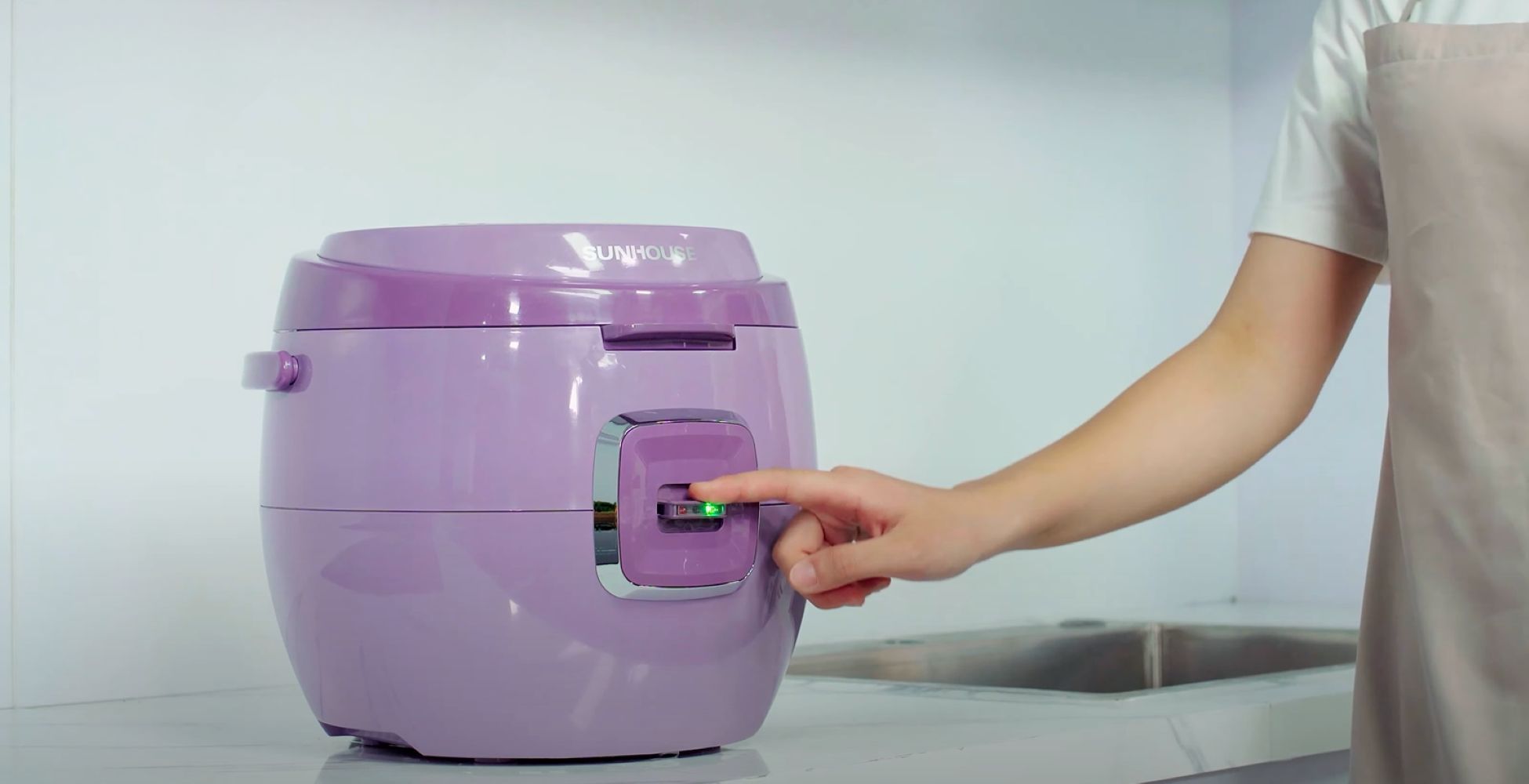 Lỗi thường gặp ở nồi cơm điện: nguyên nhân và cách xử lý tại nhà 4 Nồi cơm không bật nút có thể do rơ le nhiệt hoặc lòng nồi cong vênh (Nguồn ảnh: internet)